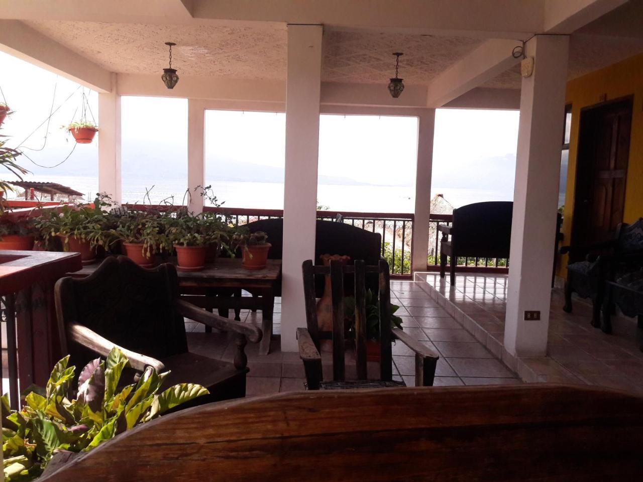 Hotel Sueno Real Panajachel Buitenkant foto