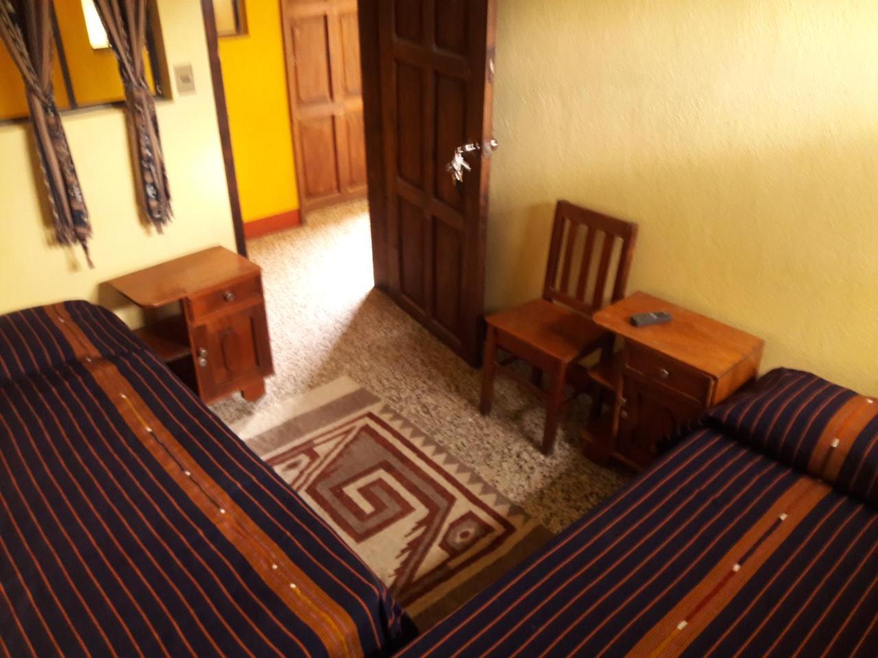 Hotel Sueno Real Panajachel Buitenkant foto