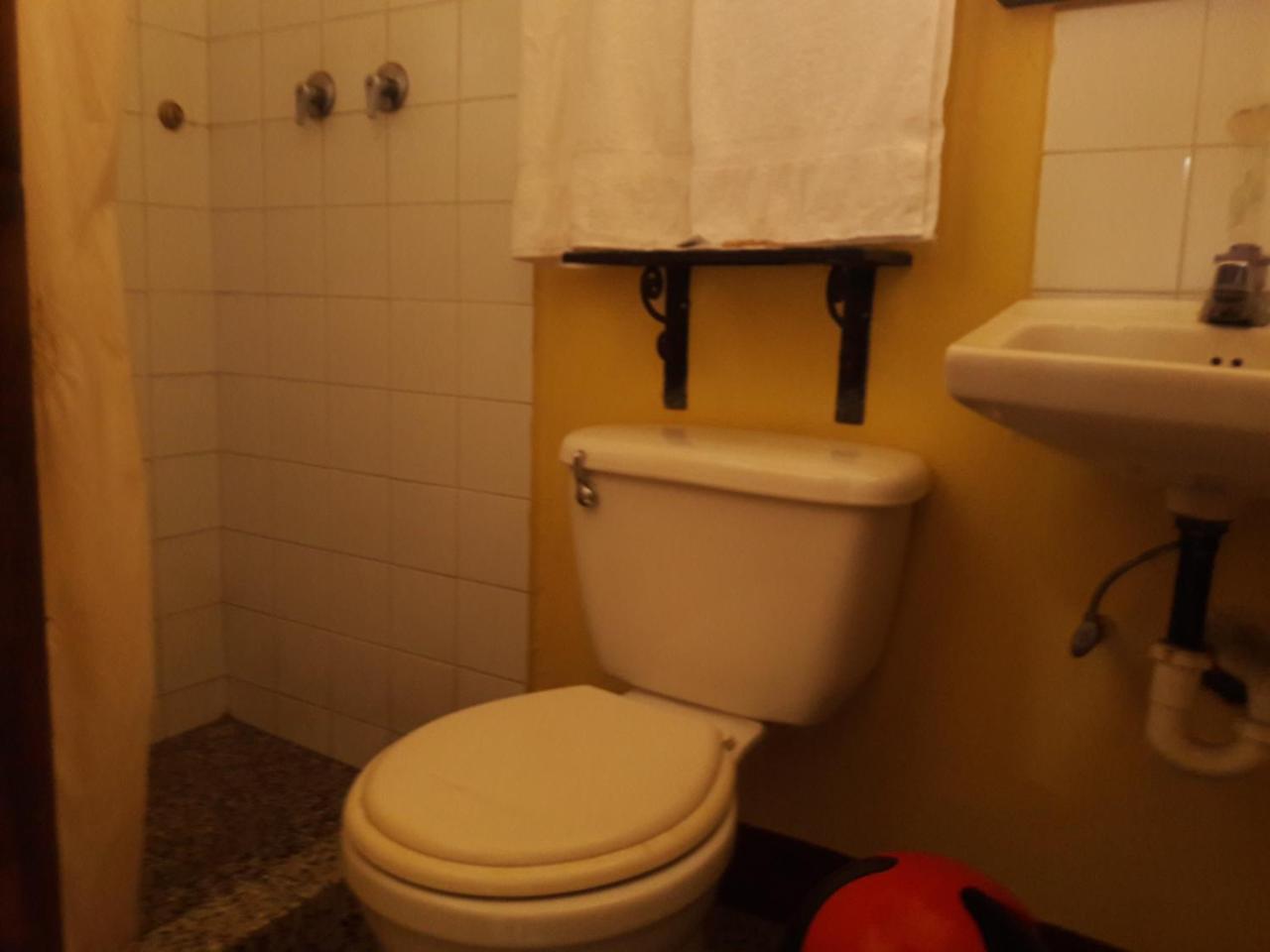 Hotel Sueno Real Panajachel Buitenkant foto