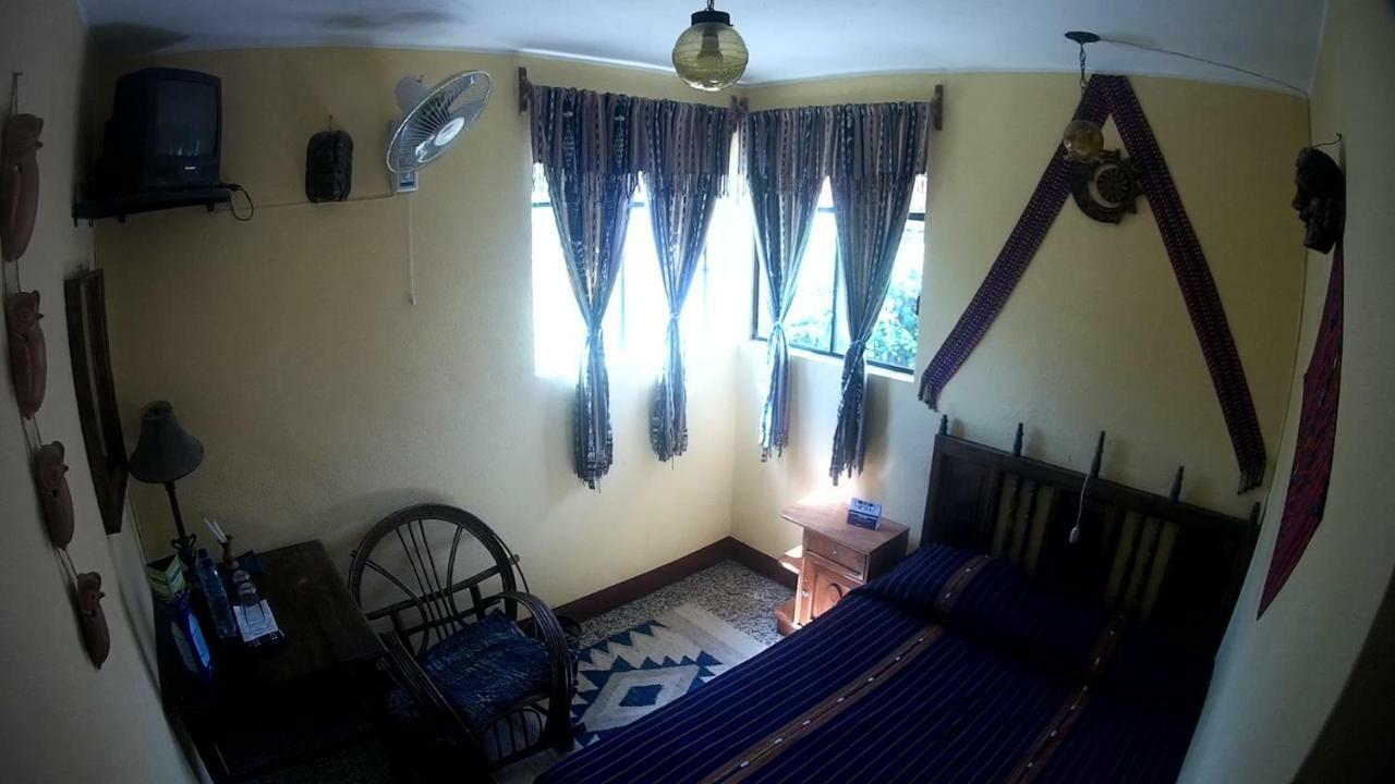 Hotel Sueno Real Panajachel Buitenkant foto