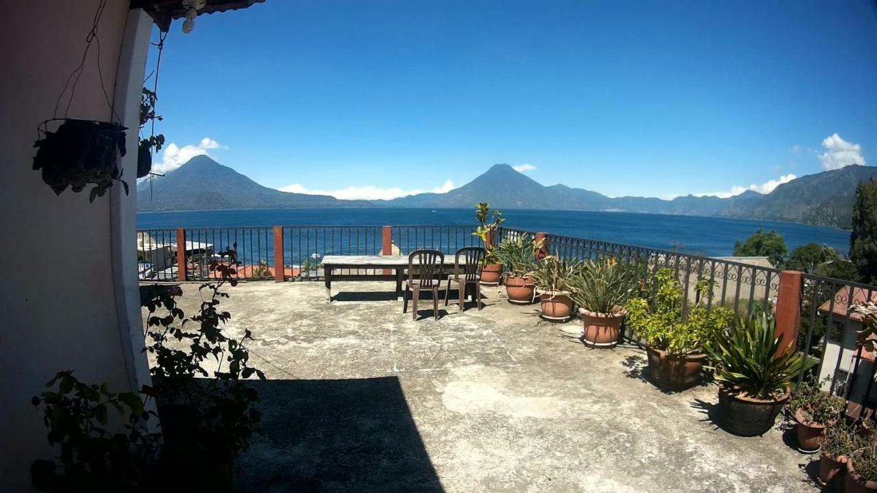 Hotel Sueno Real Panajachel Buitenkant foto
