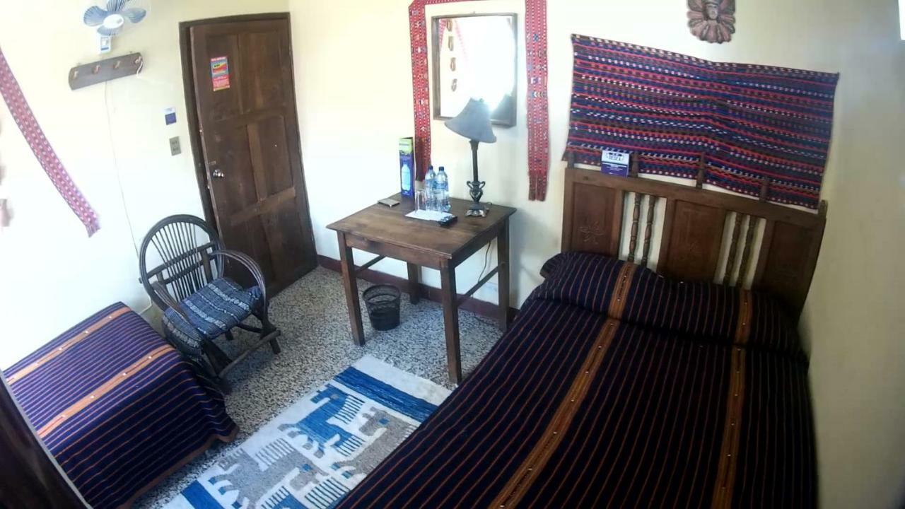 Hotel Sueno Real Panajachel Buitenkant foto