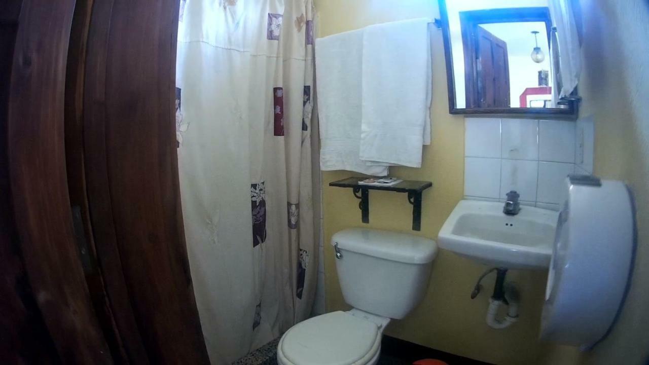 Hotel Sueno Real Panajachel Buitenkant foto